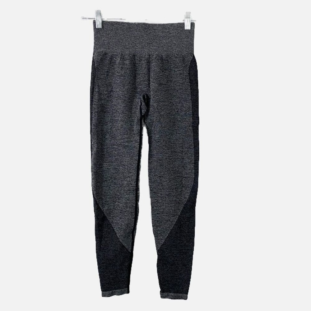 Pink Victoria's Secret Seamless Cropped Black Gray Athletic Leggings Size XS